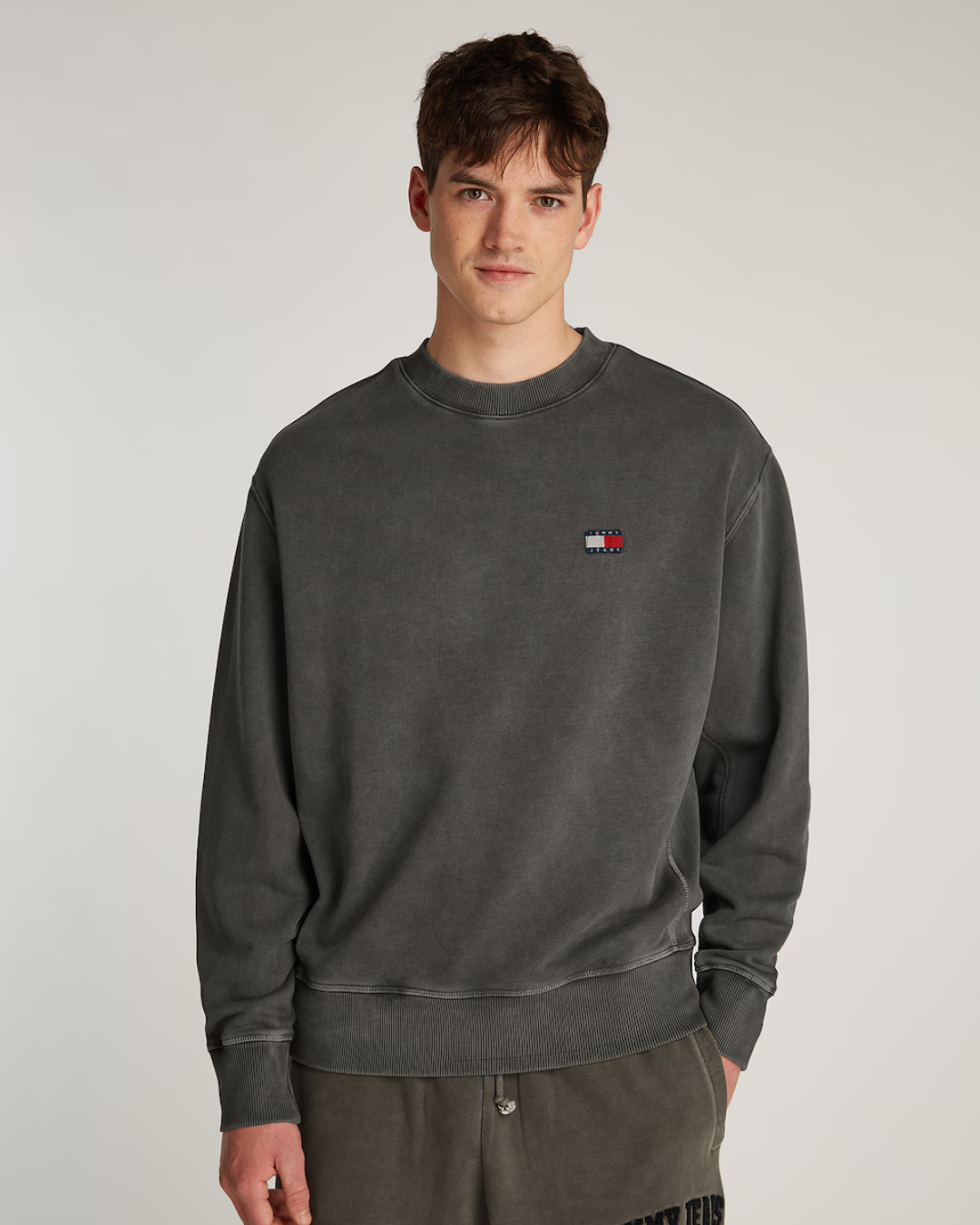 Tommy Jeans - Tjm Rlx TJ Label Crew - Black