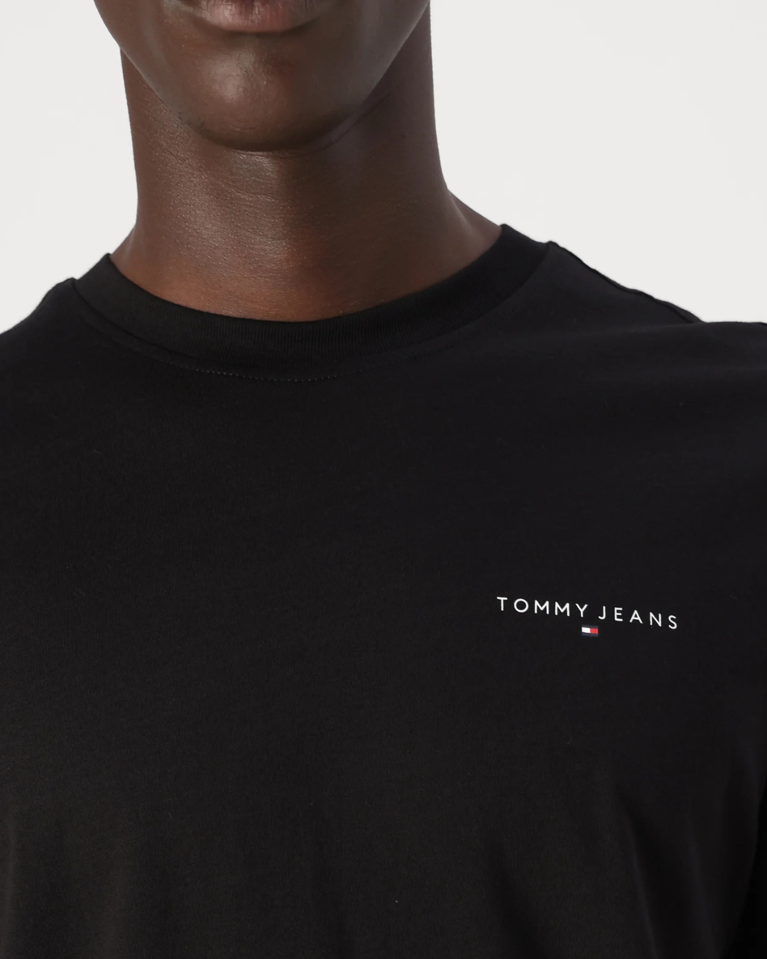 Tommy Jeans - Tjm Slim Linear Chest SS Tee Ext - Nero