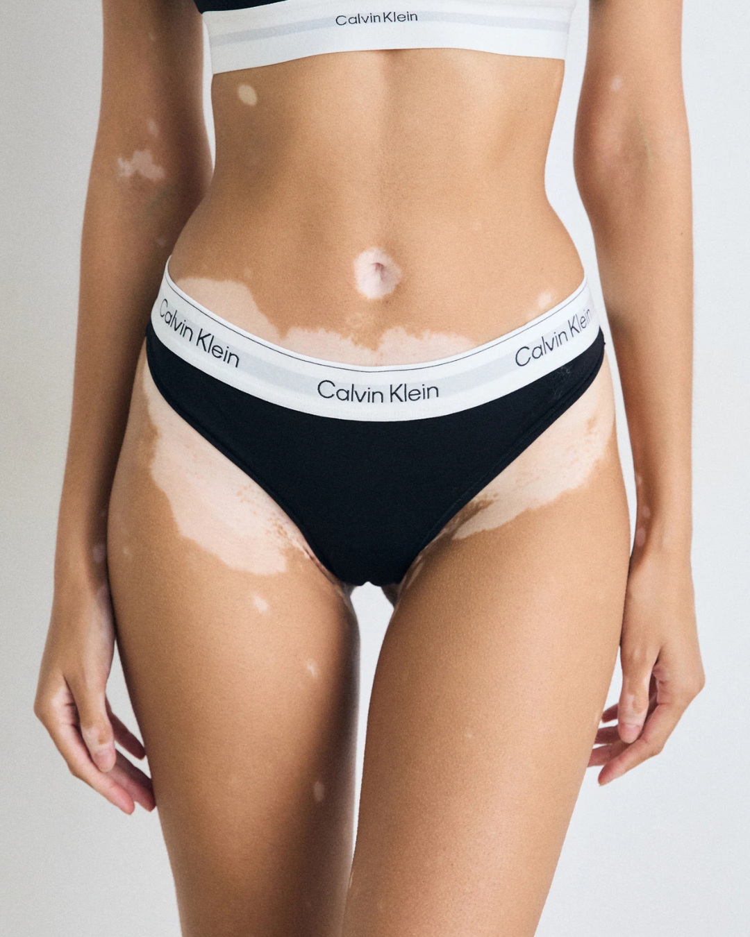 Calvin Klein - Thong - Nero