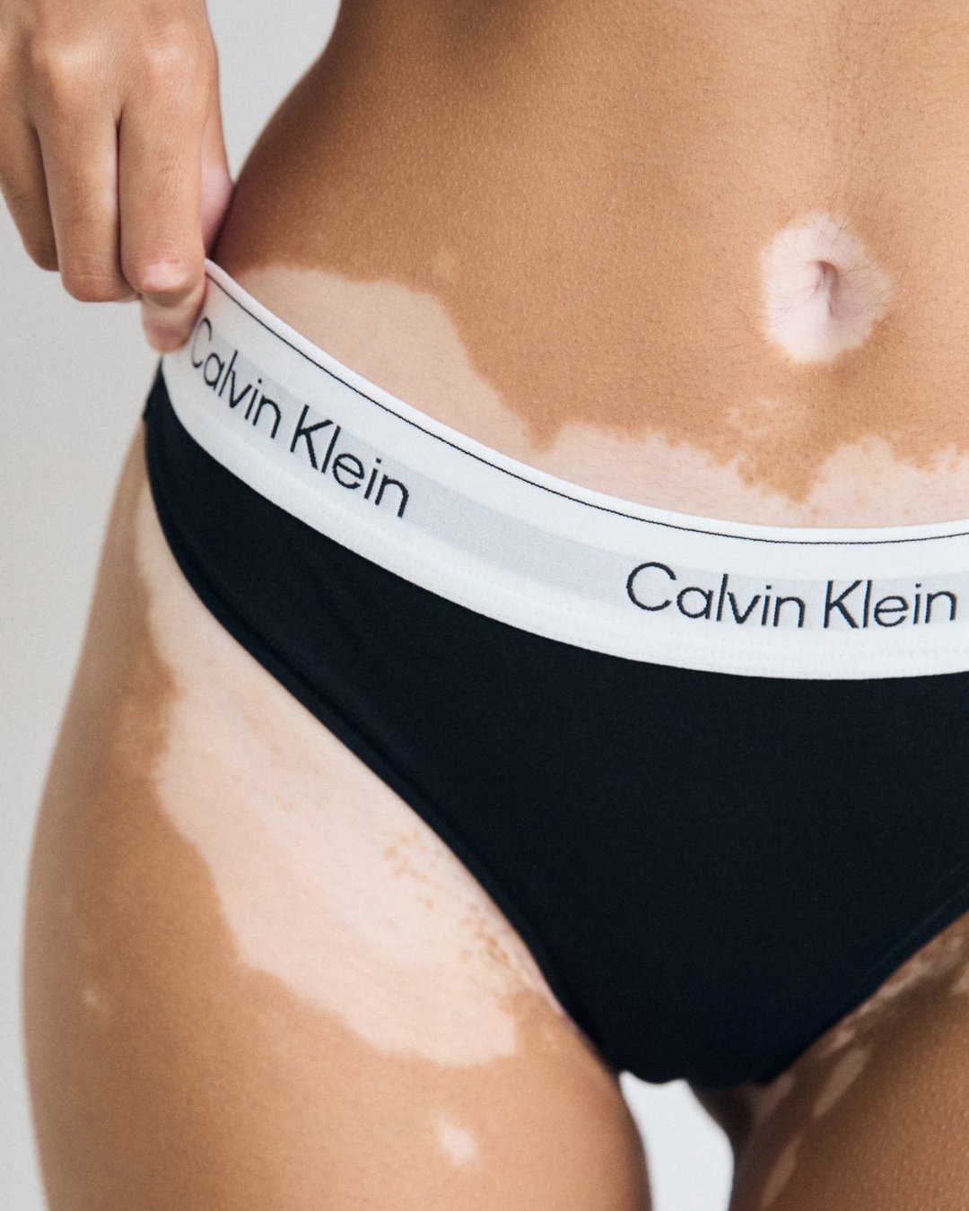 Calvin Klein - Thong - Nero