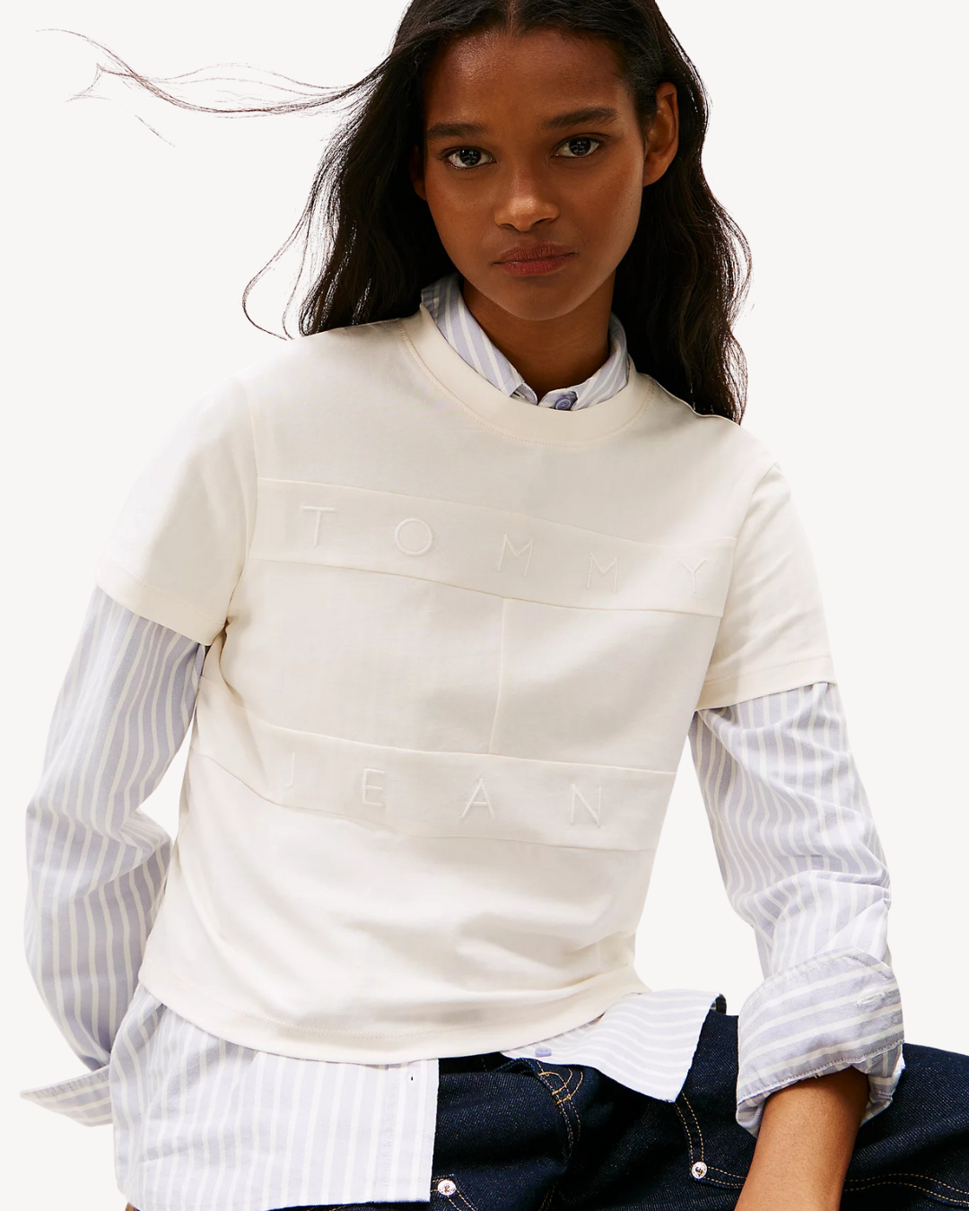 Tommy Jeans - Regular Tonal Flag Tee - Bianco