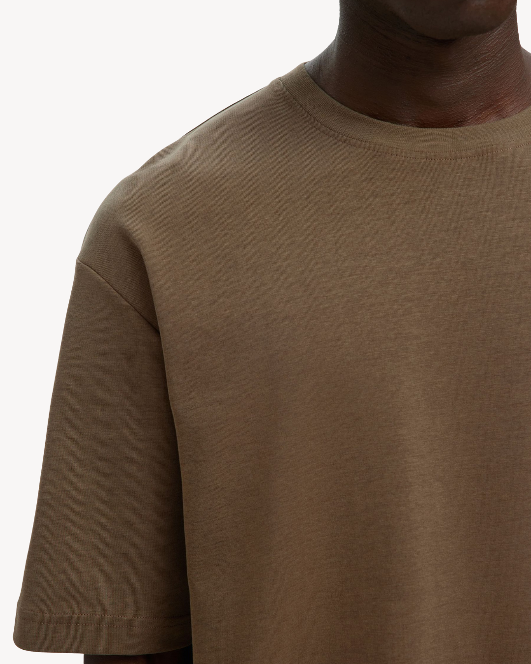 Selected Homme - Slhlooseoscar SS O-Neck Tee Noos - Chocolate