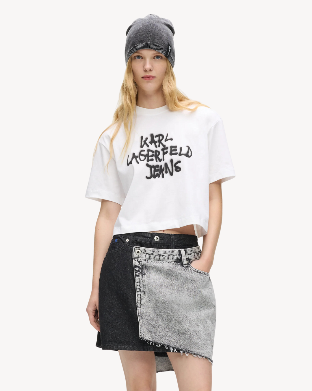 Karl Lagerfeld Jeans - KLJ Reg Cropped Graffiti Tee - Bianco