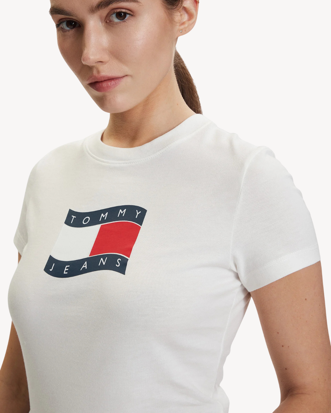 Tommy Jeans - Tjw Slim Wavy Flag Tee Ext - Ecru