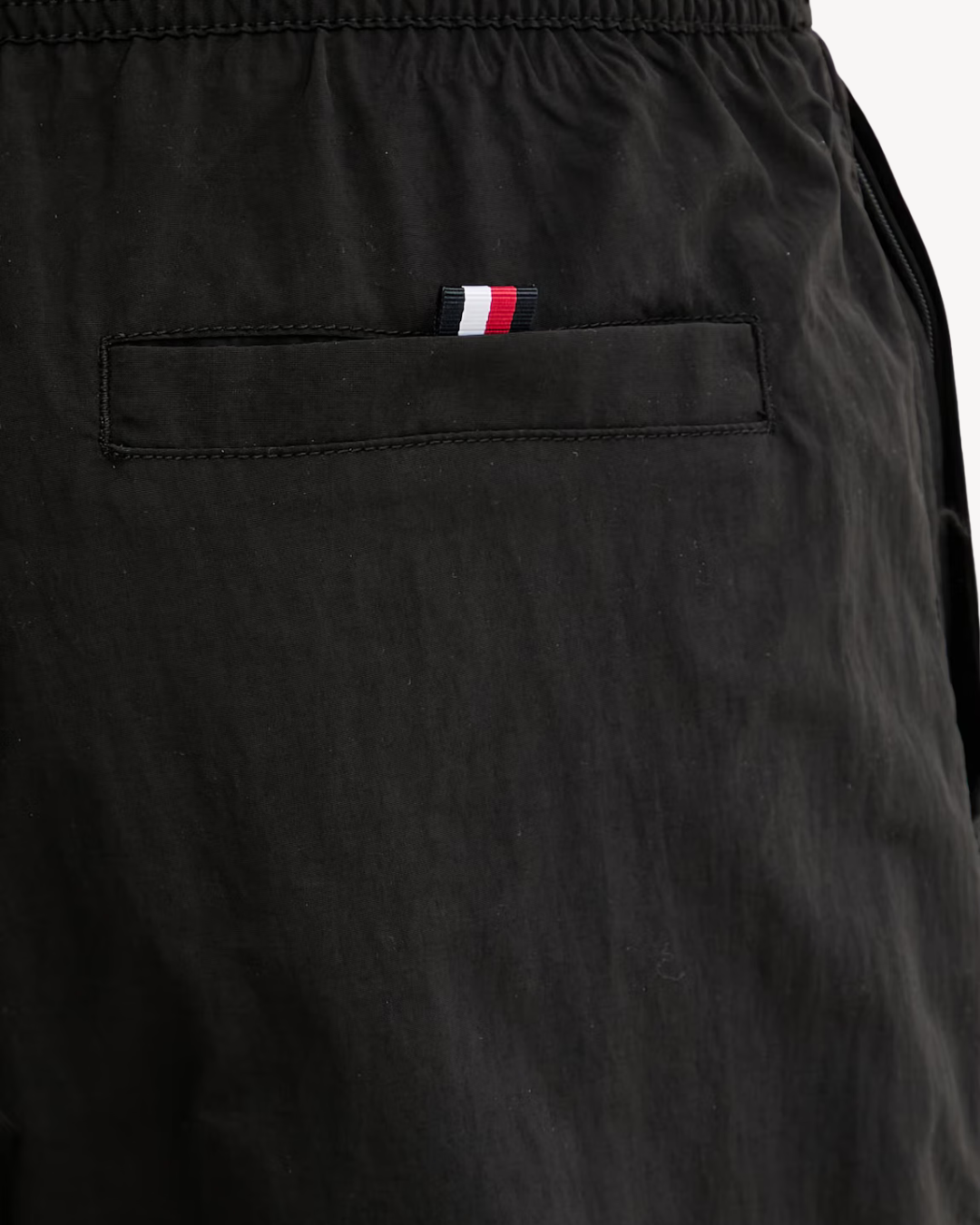 Tommy Hilfiger - Medium Drawstring Zip Pocket - Nero
