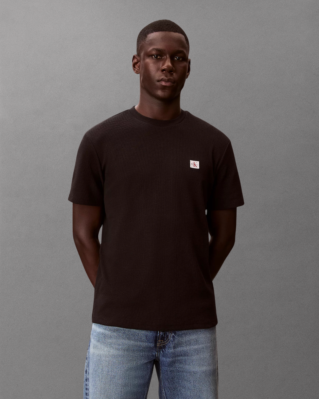 Calvin Klein Jeans - SS Waffle Badge Crewneck Tee - Nero