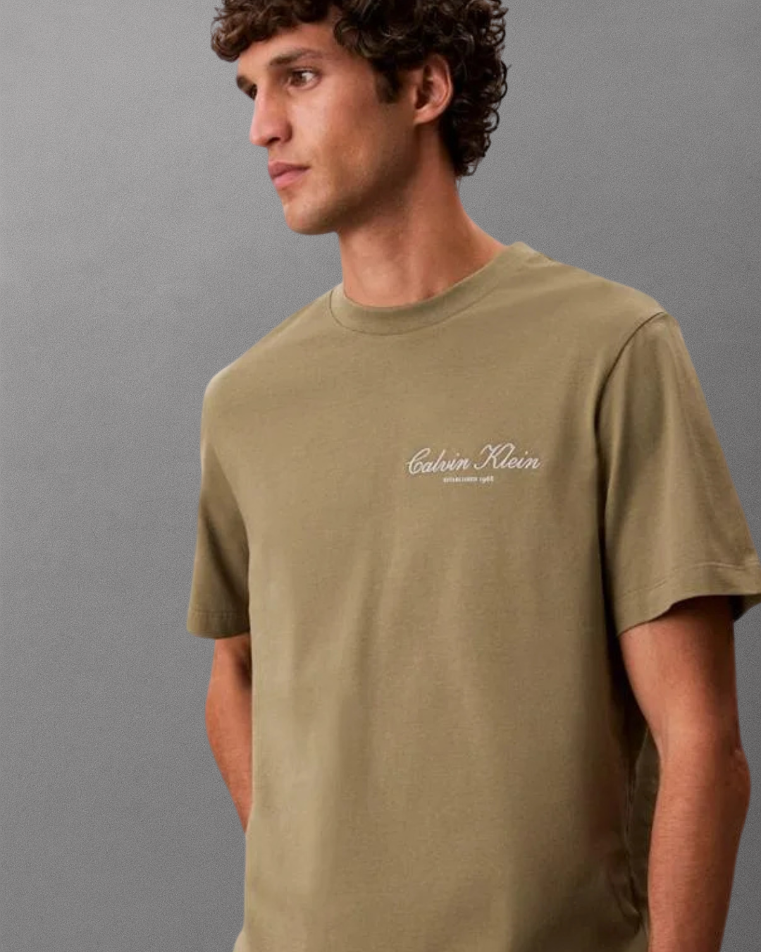 Calvin Klein Jeans - 20S March Graphic Seasonal Fashion Tee - Verde