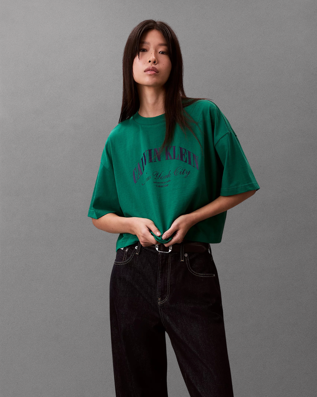 Calvin Klein Jeans - SS Cropped Boxy Heritage Crest Logo Tee - Verde