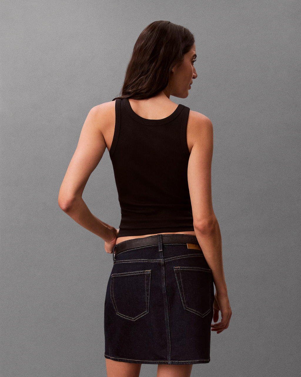 Calvin Klein Jeans - Contour 2X2 Rib Graphic Tank - Nero