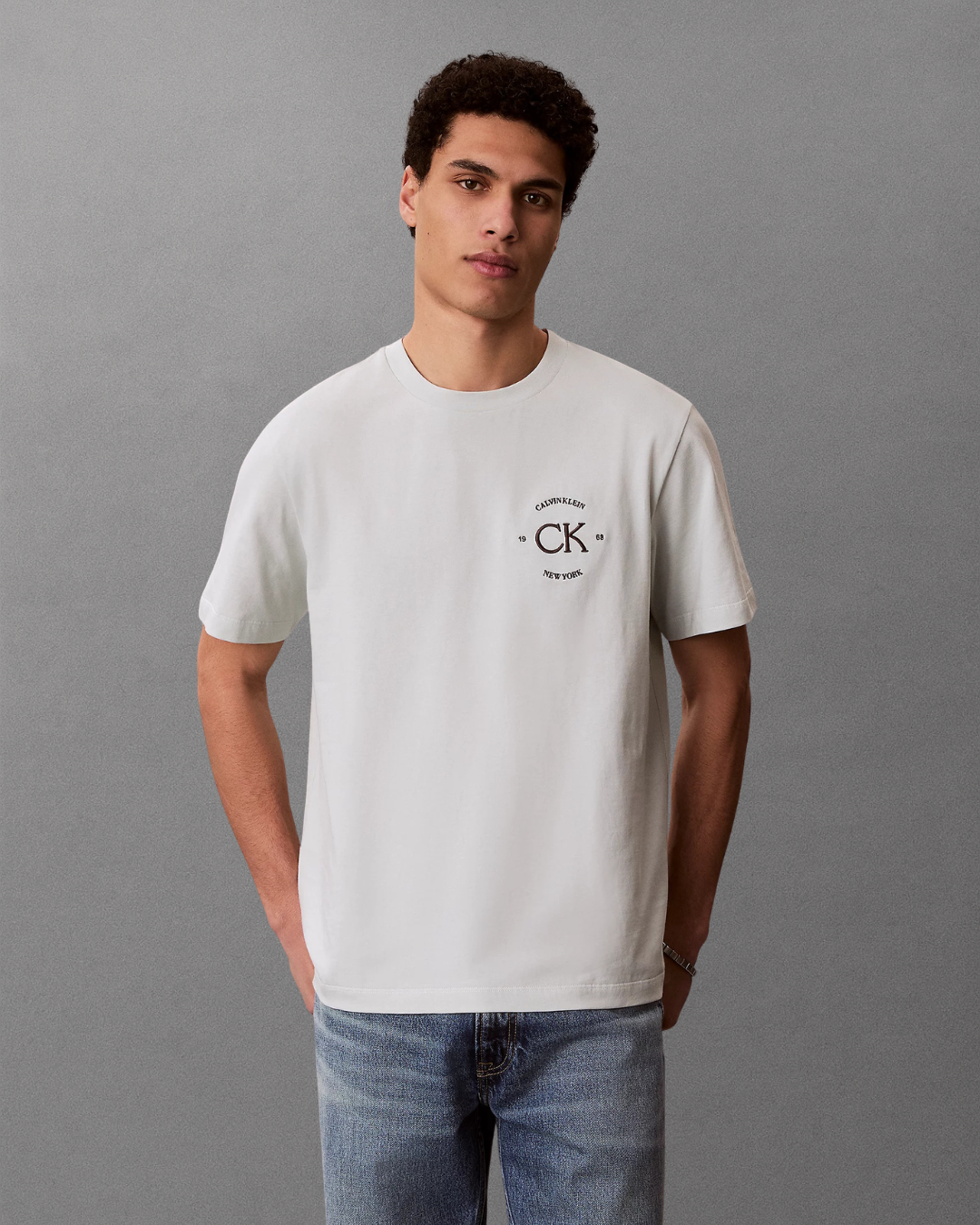 Calvin Klein Jeans - 20S April Graphic Seasonal Fashion Tee - Verde