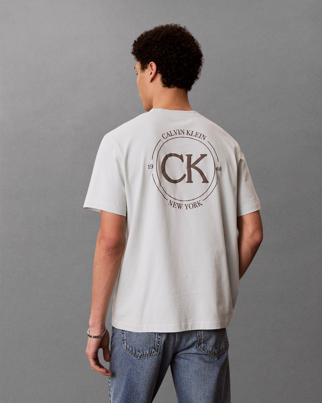 Calvin Klein Jeans - 20S April Graphic Seasonal Fashion Tee - Verde