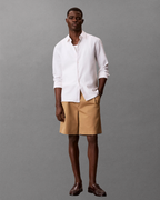 Calvin Klein Jeans - 9 In Washed Comfort Cotton Chino - Camel