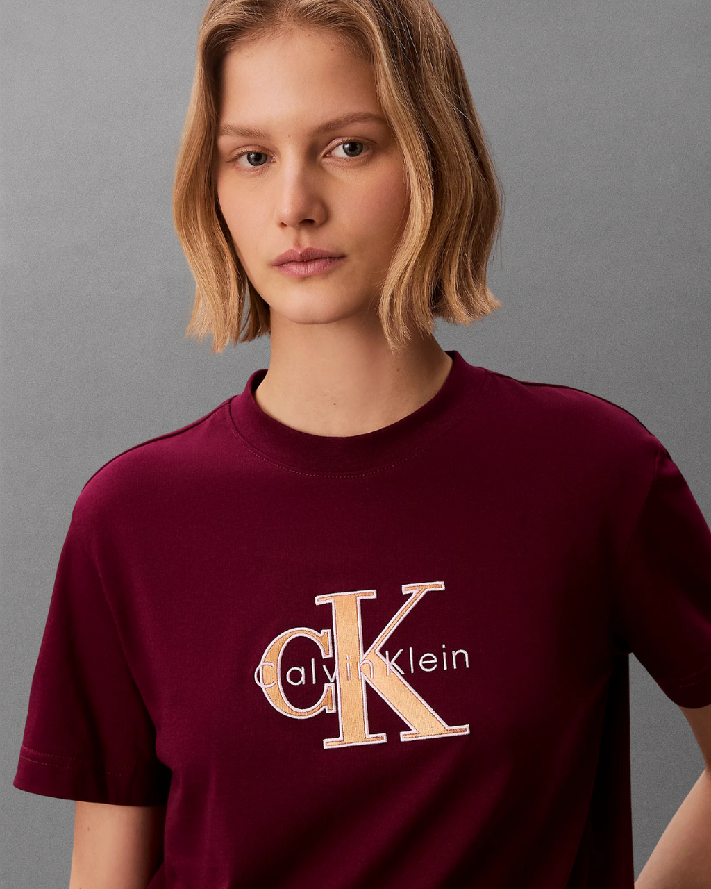 Cavin Klein Jeans - Classic Monologo Metallic Cneck - Bordeaux