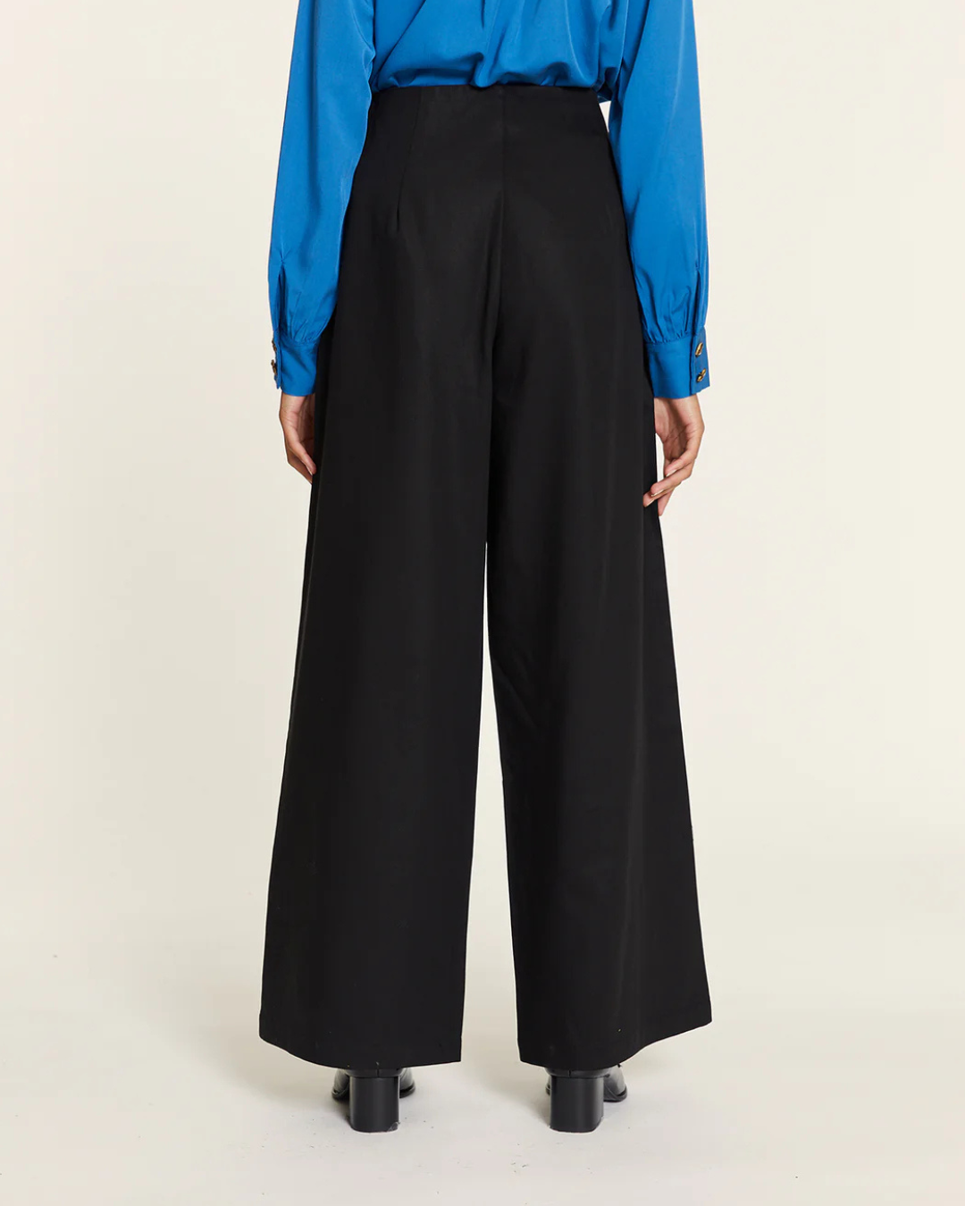 Pepa Loves - Pantalon Tencel Con Pinzas - Nero