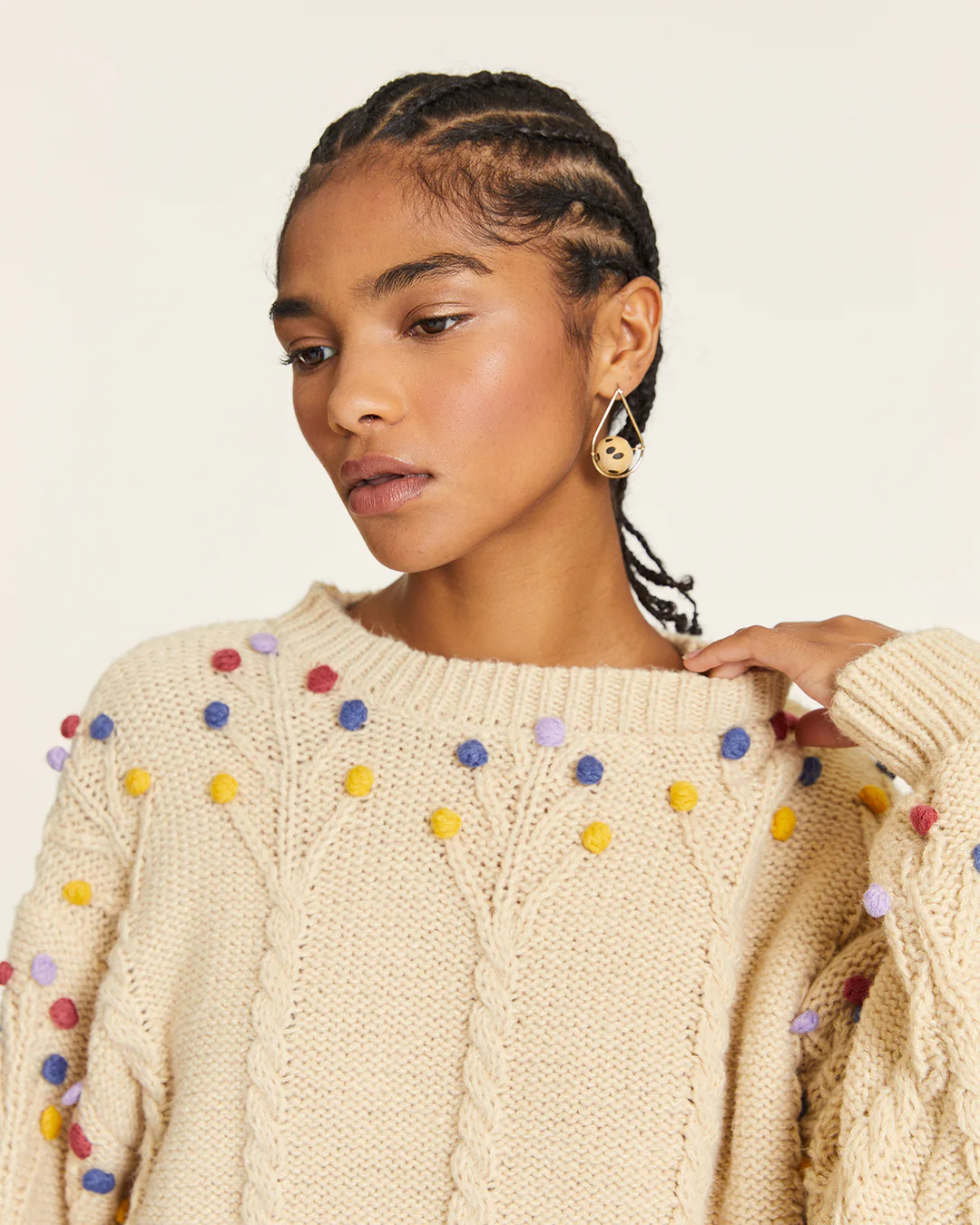 Pepa Loves - Jersey Pompom Con Trenzados - Crema