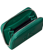 Calvin Klein Jeans - Bold CK Medium Zip Around - Verde