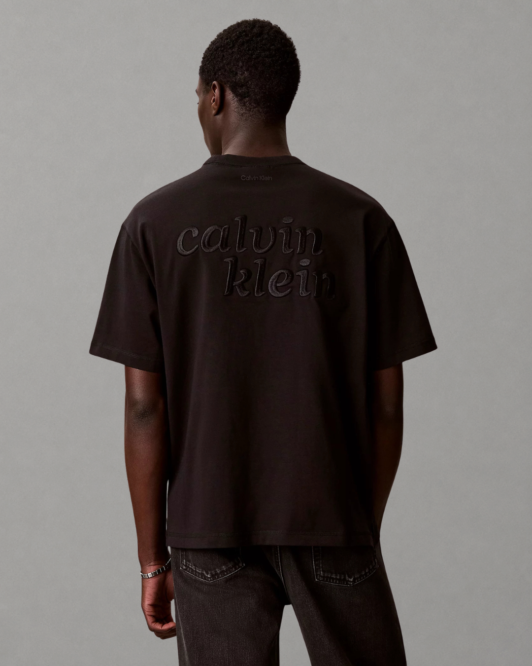 Calvin Klein Jeans - SS 16S Aug Calvin Kln Trvl Graphic Tee - Nero
