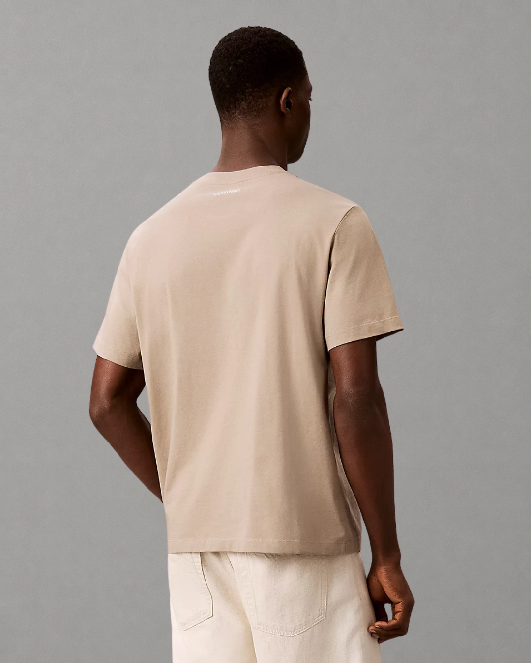 Calvin Klein Jeans - SS 20S Calvin Rsrt Cursive Graphic Tee - Roasted Cashew